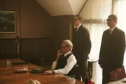 Helmut Schmidt (Max Giermann) führt knallharte Verhandlungen mit der Sowjetunion.