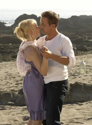 Anja Boche und Florian Fitz in "Rosamunde Pilcher: Wiedersehen in Rose Abbey"