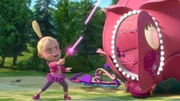Prinzessin Pimpernell hat in Brasilien einen Ara gefangen.