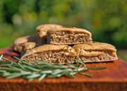 Jessicas Begrüßungssnack: Kräuter-Foccacia.