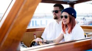 Ahoi in Hamburg - Ausbilder Sven und Auszubildende Jacky, die Hafenschifferin werden will.