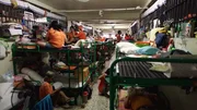 Das CIW ist ein Pulverfass für Aggressionen: Durch Enge, Hitze und schwierige Lebensbedingungen kommt es fast täglich zu Ausschreitungen unter den Frauen.