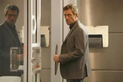 Dr. Eric Foreman muss isoliert werden, da er an seltsamen Symptomen leidet. Dr. Gregory House (Hugh Laurie) will der Sache auf den Grund gehen.