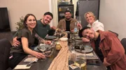 v.l.n.r.: Katharina (@two.moms.one.journey), Tim (@timjohnsonx), Gastgeber Ramin (@lass_ma_kochen), Tina (@tinas_homeandgarden) und Robin (@transjoyboy)