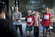 Sport frei! Das Team Tayfun ist früh auf den Beinen um Orkans Trainingsplan einzuhalten. Von links nach rechts.: Simon (Tom Linnemann), Moritz (Marc Elflein), Lars (Caelan Rau) und Pawel (Noel Okwanga).