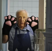 Phil (Leslie Jordan)