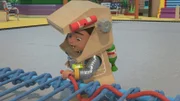 Super-Mega-Robo-Bob fädelt den Plan zur Ergreifung der Krachmacher ein.