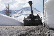 Aufrüstung in Europa - Was macht die Schweiz? Panzer