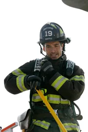Jay Hayden (Travis Montgomery).