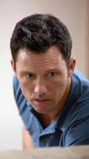 Kann Michael Westen (Jeffrey Donovan) dem FBI helfen, den verschwundenen Kronzeugen zu finden und somit einen türkischen Gangsterboss dingfest zu machen?