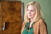 Margaret Monreaux (Kim Cattrall)