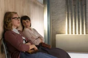 Rita Montesinos (Cecilia Freire, l.); Ana Rivera (Paula Echevarría, r.)