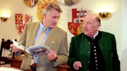 (v.li.): Klaus Wildbolz (Wenzel Hofer), Hans Kraemmer (Josef Schimek).