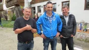 Manfred (li.) mit Trödelprofi Mauro Corradino (Mitte) und Manfreds Bruder Werner (re.)