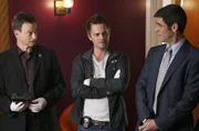 Die Detectives Mac Taylor (Gary Sinise), Danny Messer (Carmine Giovinazzo) und Don Flack (Eddie Cahill) sind ratlos. Wer hat die Frau des ehemaligen Gerichtsmediziners ermordet?