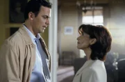 Das gespannte Verhältnis zwischen James (Marcus Grüsser) und seiner Stiefmutter Miranda (Susanne Uhlen) hat sich auch nach den vielen Jahren in Kanada nicht verändert.