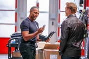 Ben Warren (Jason George, l.); Dr. Owen Hunt (Kevin McKidd, r.)