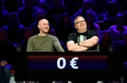 Ein starkes Team: Rateteam-Kapitän Elton (r.) und der Schauspieler Jürgen Vogel (l.).