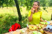 Moderatorin Tamina Kallert entdeckt rund um Düsseldorf ein Urlaubsparadies für die ganze Familie.