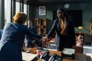 vorne-hintern: Lashana Lynch (Bianca Pullman), Chukwudi Iwuji als Osita Halcrow