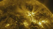 Die Sonne scheint nicht immer gleich: Sonnenstürme und Schwankungen ihrer Aktivität haben Folgen auf der Erde.
