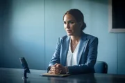 Alexandra Rapaport als Nora