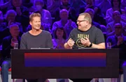 Rateteam-Kapitän Elton (r.) und der Schauspieler, Regisseur und Filmproduzent Til Schweiger (l.) bilden ein Rateteam.