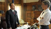 J. Edgar Hoover (Enrico Colantoni, l) und Bobby Kennedy (Barry Pepper, r)