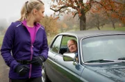 ARD/HEITER BIS TÖDLICH - FUCHS UND GANS, neue Krimiserie (8 Folgen), Folge 3 "Außer Puste", am Donnerstag (04.10.12) um 18.50 Uhr im Ersten. Urban Fuchs (Peter Bongartz, r.) trainiert als väterlicher Freund Claudia Burgert (Stephanie Müller-Hagen, l.) für den Bad Uracher Stadtmarathon.