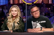 Rateteam-Kapitän Elton (r.) und die Fitness-Influencerin Sophia Thiel (l.) bilden ein Rateteam.