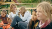 Hi, hi, hi für Käthe (2.v.li.) und Mayra (3.v.li.) gibt's immer was zum Lachen.