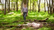 Flashback: Als Junge (Baxter Renman) hatte Bäckström ein traumatisches Erlebnis.
