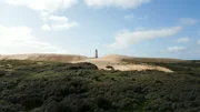 Die Dünenlandschaft prägt die dänische Nordseeküste – berühmt ist die Wanderdüne Rubjerg Knude. Die Dünenlandschaft prägt die dänische Nordseeküste – berühmt ist die Wanderdüne Rubjerg Knude.