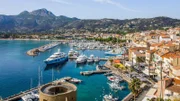 Für seine wuchtige, im 13. Jahrhundert erbaute Trutzburg ist Calvi bekannt. Im Hafen des charmanten Ortes an der Nordwestküste starten Ausflugsboote.