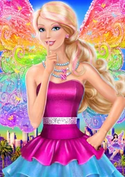 Barbie hat großes Glück mit ihren Kostümdesignerinnen, diese sind echte Glitzerfeen. Nicht nur, dass sie Barbie ein kaputtes Kleid in ein prächtiges Glitzerkostüm verwandeln, sie helfen auch noch den entführten Ken zu finden.