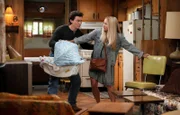 Georgie Cooper (Montana Jordan, l.); Mandy McAllister (Emily Osment, r.)
