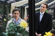 Kira (Mareike Lindenmeyer, l.); Xaver (Jan van Weyde, r.)