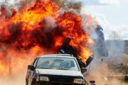 Die Verfolgungsjagd nimmt ein explosives Ende... Können Semir und Paul dem Inferno entkommen?