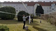 Lisa Kröbmannsberger ist alleinerziehende Mutter von drei Kindern in Niederösterreich und arbeitet geringfügig als Reinigungskraft.