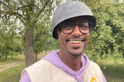 Yared Dibaba als Erntehelfer im ehemaligen Grenzdorf.
