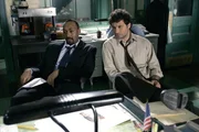 Ed Green (Jesse L. Martin, l.); Cyrus Lupo (Jeremy Sisto)