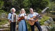 Musikalisch mit dabei: die Arberschrammeln.