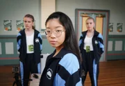 Eine Katastrophe: Tiff (Erin Choy, mi.) spielt mit Victor und Ivanka in einem neuen Team gegen Team Mahaki bei den wichtigen Vorspielen zur Staatenmeisterschaft.