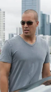 Die Liste mit den Namen, die für Jesse Porters (Coby Bell) Kaltstellung verantwortlich sind, soll über einen Mittelsmann an die Behörden übergeben werden. Doch als er am Treffpunkt ankommt, scheint etwas nicht mit rechten Dingen zuzugehen.