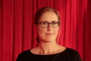 Diesmal verrät uns der Neurowissenschaftler Simon Eickhoff vom Helmholtz-Zentrum Jülich, was das Gehirn über uns verrät! Und die Ökologin Anett Richter (im Bild) vom Helmholtz-Zentrum für Umweltforschung in Leipzig erforscht, welchen Beitrag Bürger zur Forschung leisten: Durch „Citizen Science“!