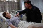 Temperance Brennan (Emily Deschanel, l.); Seeley Booth (David Boreanaz, r.)