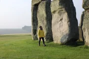 Seit Jahren versuchen Forscherinnen wie Susan Greaney hinter die Geheimnisse von Stonehenge zu kommen.