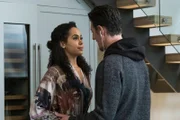 Macy Vaughn (Madeleine Mantock, l.); Julian Shea (Eric Balfour, r.)