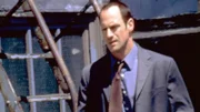 Vor einigen Jahren hat Detective Stabler (Christopher Meloni) einen Vergewaltiger und Serienmörder hinter Gitter gebracht. Doch nun setzt sich die grausame Mordserie fort. Sitzt etwa ein Unschuldiger die Strafe ab? Die Verwendung des sendungsbezogenen Materials ist nur mit dem Hinweis und Verlinkung auf TVNOW gestattet.