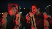 Bastian Pastewka als Ralf Hartmann und Lea Freund als Lily